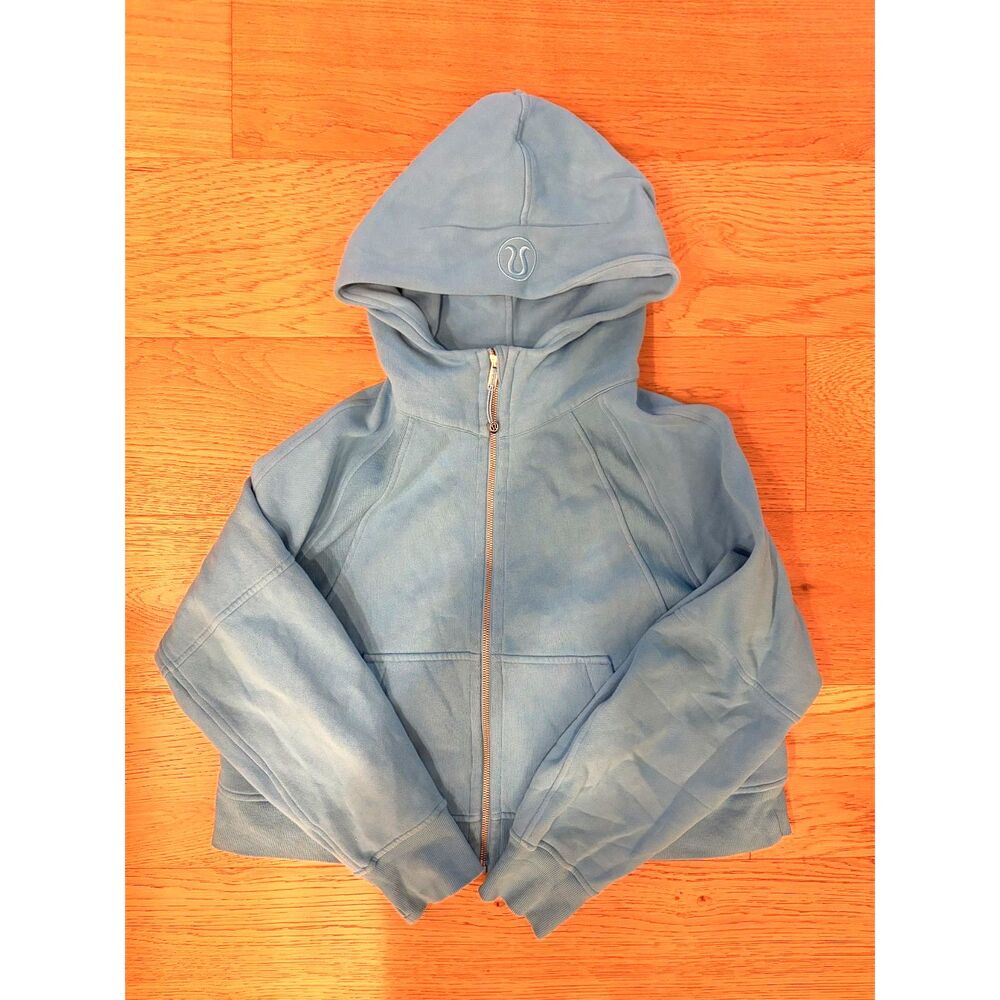 Women's Lululemon Scuba Full-Zip Hoodie - M/L - Powder Light Blue